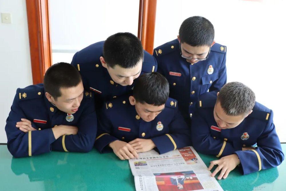 救援可爱小学生